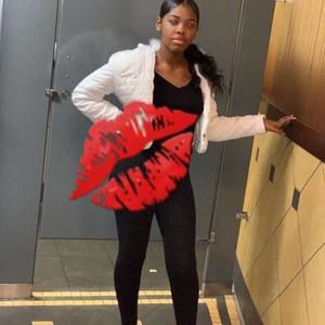 Meet your Posher, Eboniee